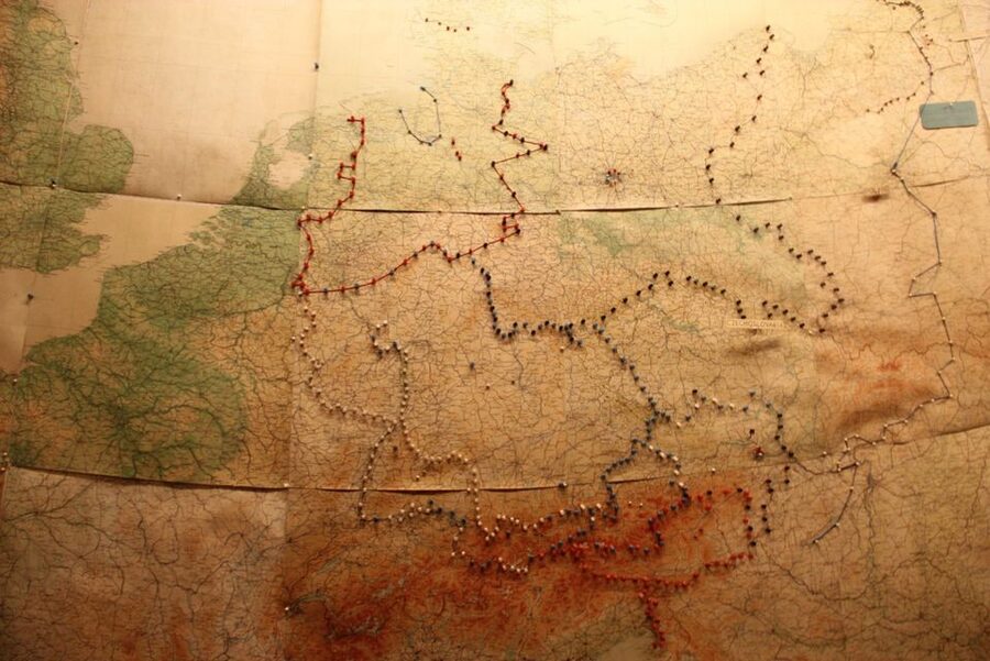 London: Churchill War Rooms & WW2 Westminster Private Tour - What the private format adds