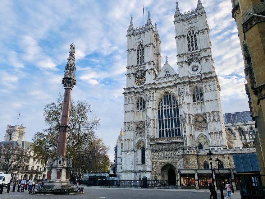London: Churchill War Rooms & WW2 Westminster Private Tour - Weather, walking, and practical limits
