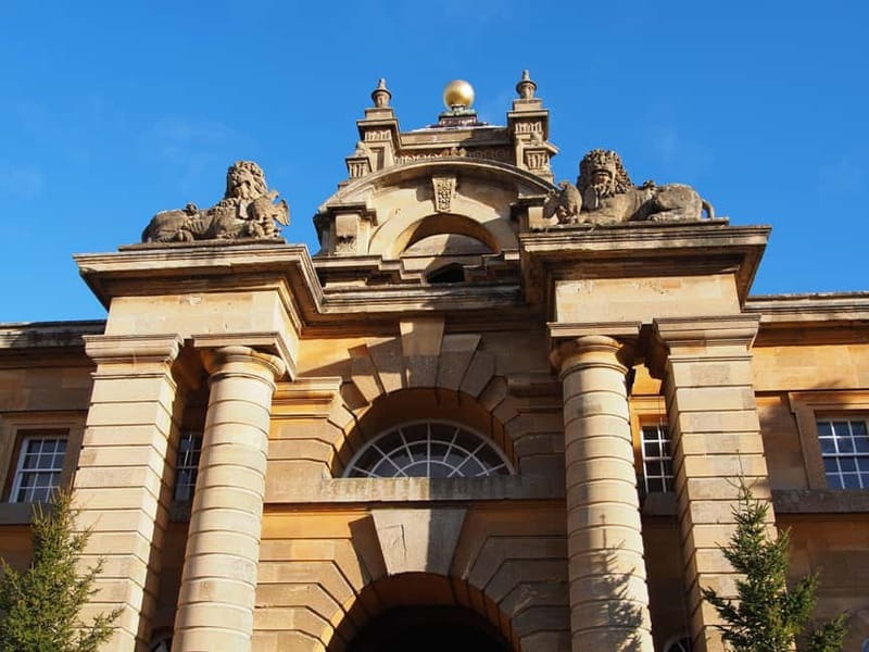 London: Cream Tea at Blenheim Palace & the Cotswolds Tour - The guide and the rhythm of the day