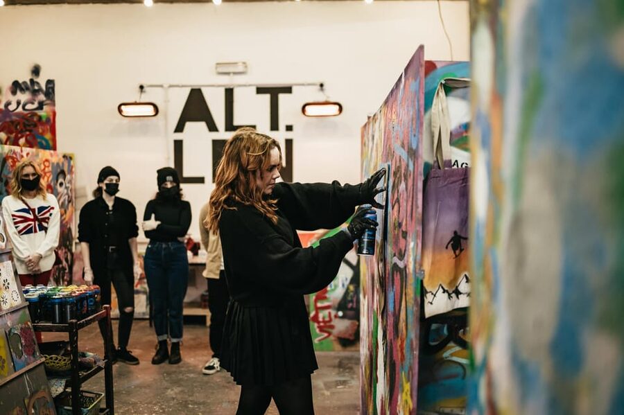 London: East End Street Art Tour and Spray Painting Workshop - FAQ