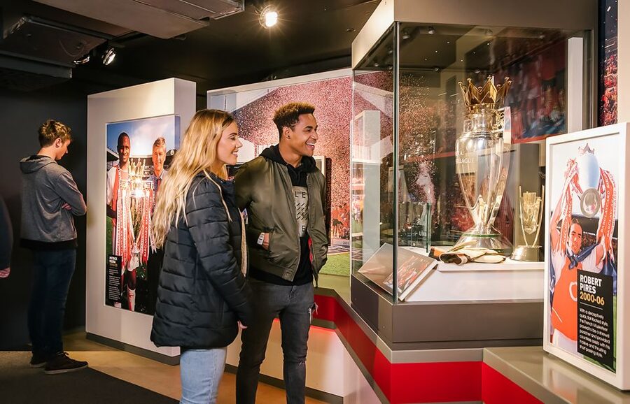 London: Emirates Stadium Entry Ticket and Audio Guide - Walking the tunnel toward the pitch