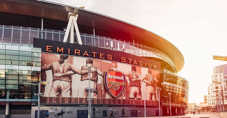 London: Emirates Stadium Entry Ticket and Audio Guide - Inside the home dressing room
