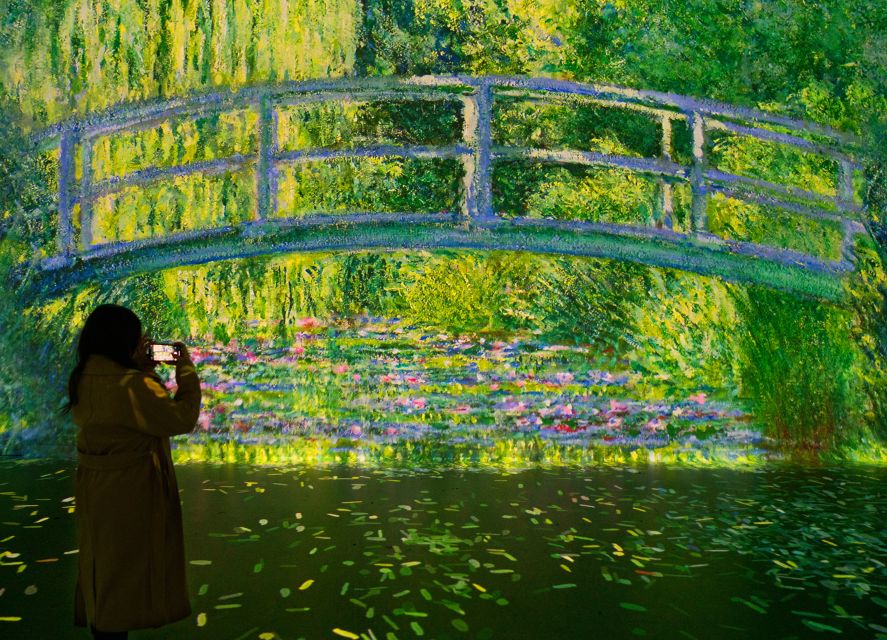 London: Entry Ticket to Frameless Immersive Art Experience - What happens when you enter near Marble Arch