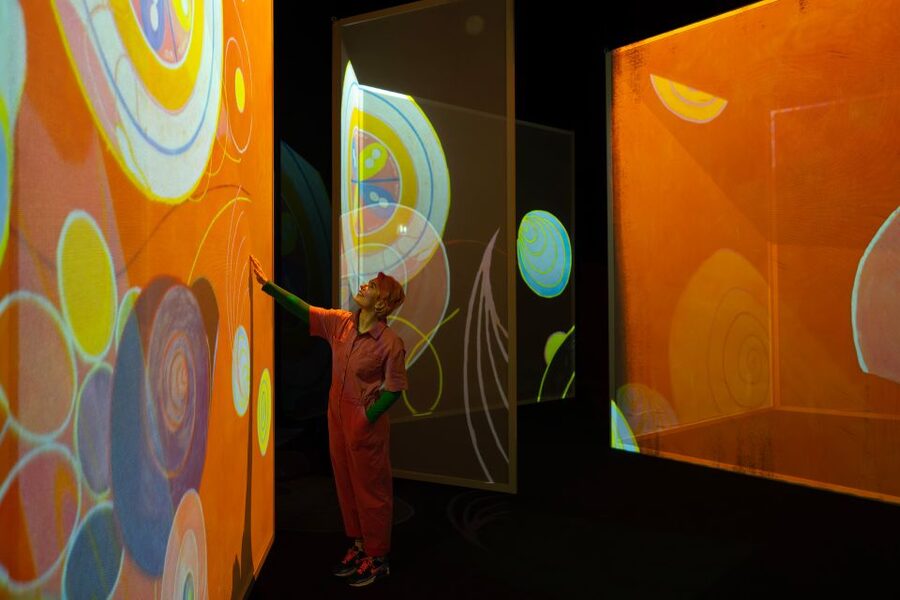 London: Entry Ticket to Frameless Immersive Art Experience - Why families and mixed groups fit the format