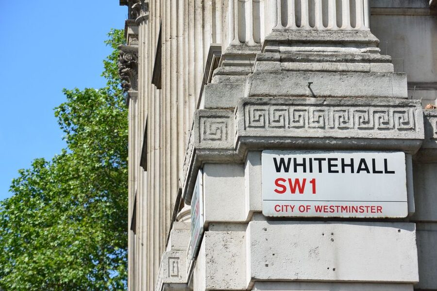London: German-Speaking Guided Tour of Westminster - Horse Guards and the Changing of the Guard