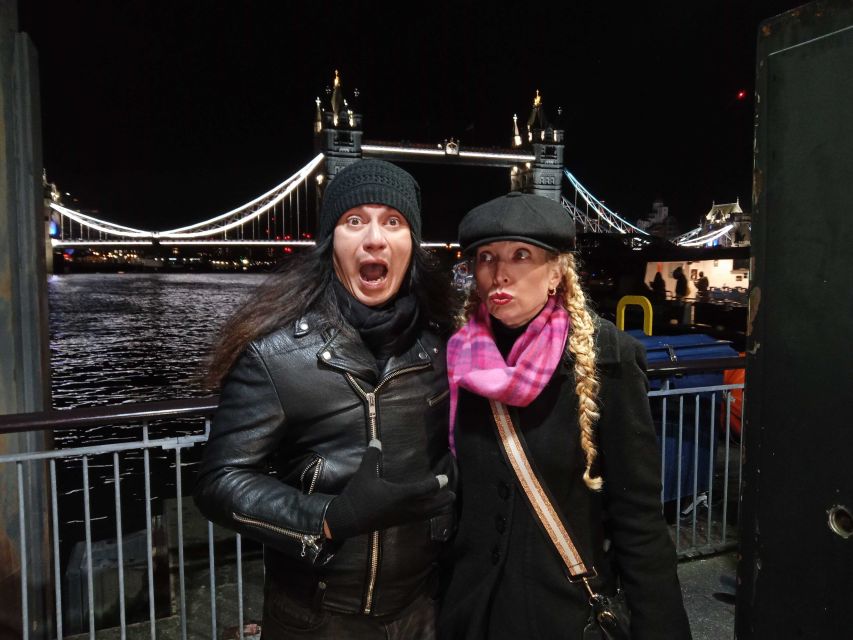 London: Ghost Walk and River Thames Boat Ride - Arriving at the Tower of London