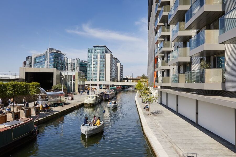 London: GoBoat Rental for Regent's Canal & Paddington Basin - Paddington Basin and the city from water level