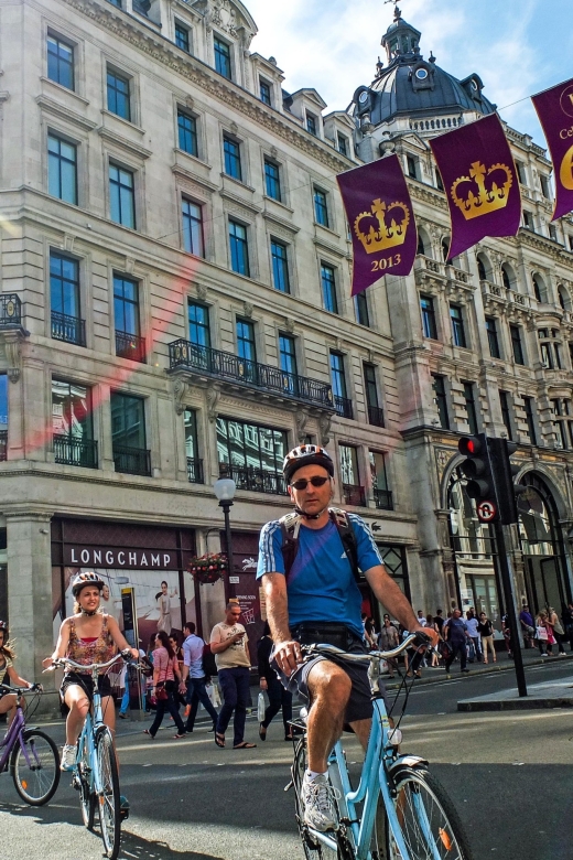 London: Guided Bike Tour of Central London - Mayfair, Carnaby Street, and Soho