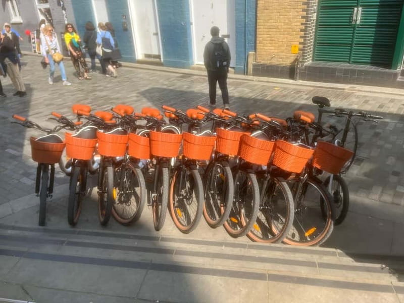 London: Guided E-bike Tour - St Paul’s Cathedral from the riverside