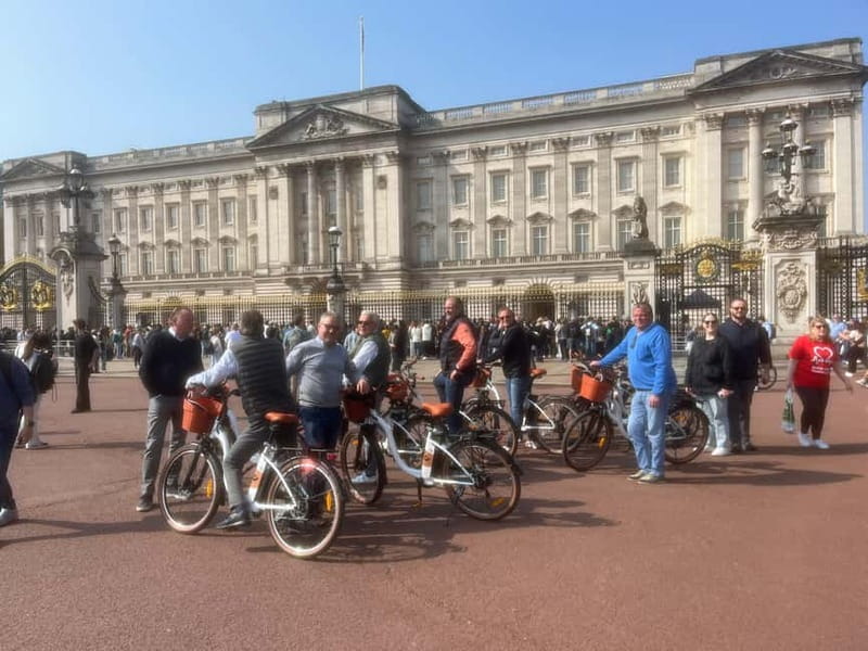 London: Guided E-bike Tour - Tower Bridge and the ride back to Blackfriars