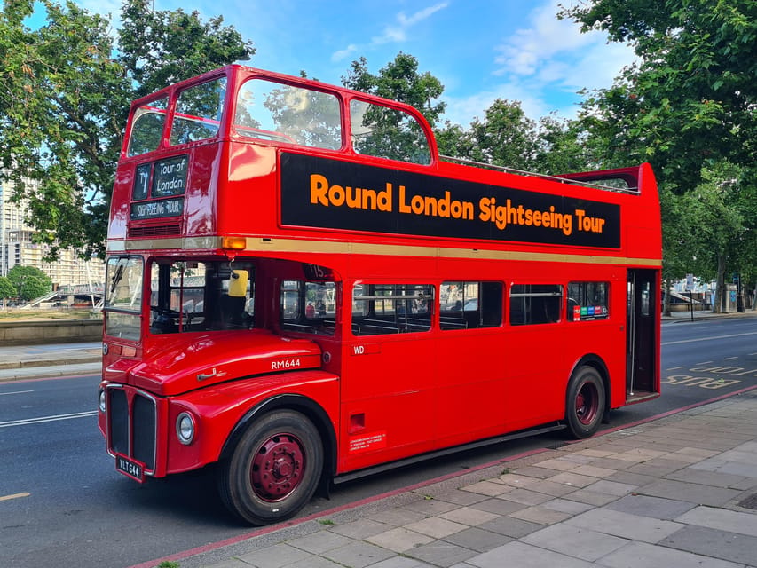 London: Guided Sightseeing Tour on a Vintage Open-Top Bus - Why the old red bus makes this tour different