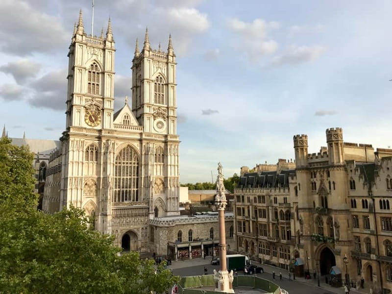 London: Guided Tour of Houses of Parliament & Westminster - Key points to know before booking