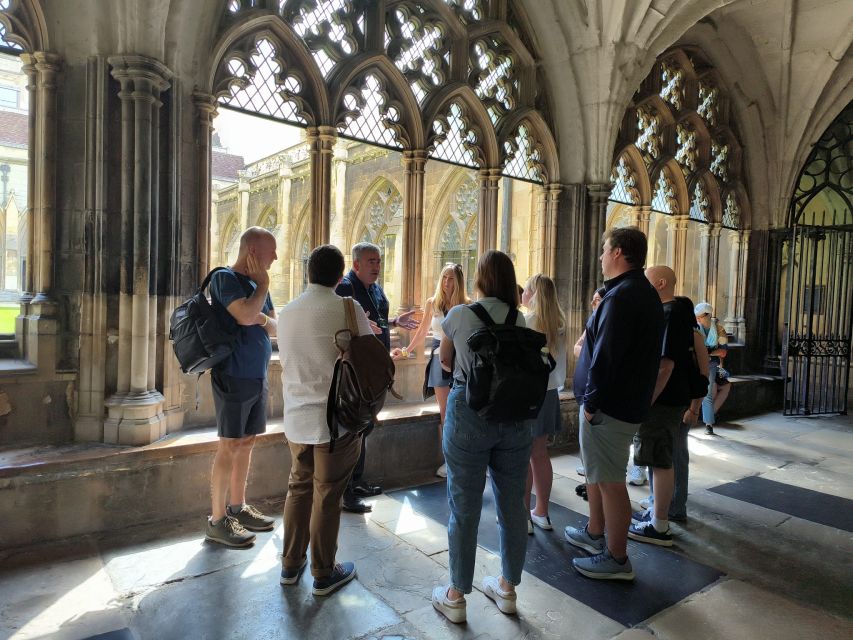 London: Guided Westminster Abbey Tour and Refreshments - The royal story, from 1066 to Charles III