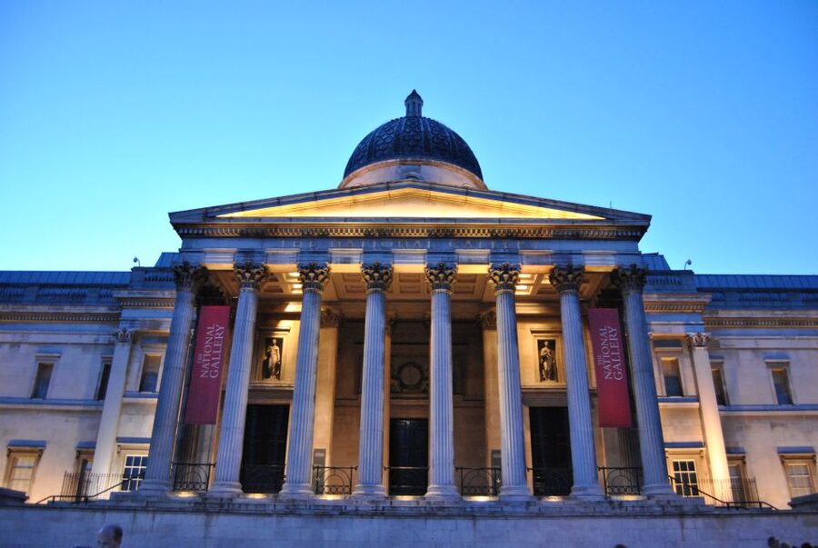 London Half-Day Private Chauffeur Driven Tour - Trafalgar Square, Nelson’s Column, and the National Gallery