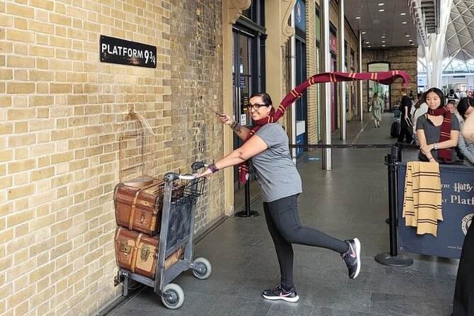 London: Harry Potter Walking Tour with Platform 9 3/4 - Great Scotland Yard and the Ministry of Magic