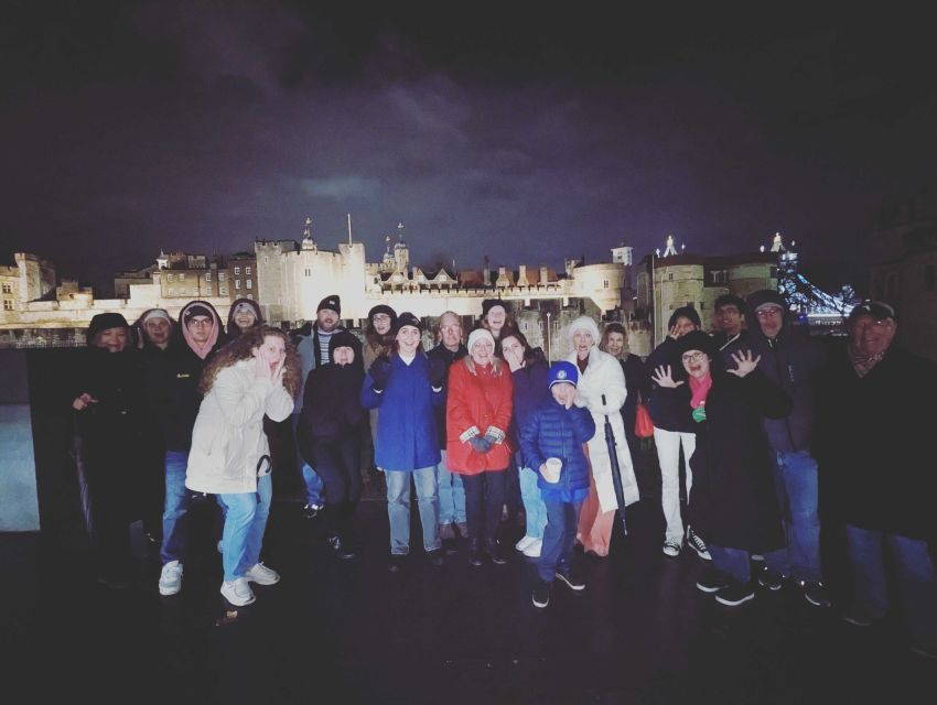 London: Harry Potter Walking Tour with Thames River Cruise - Southwark: cathedrals, markets, and the Leaky Cauldron