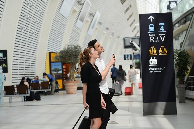 London Heathrow Airport Transfer - Communication before and during pickup