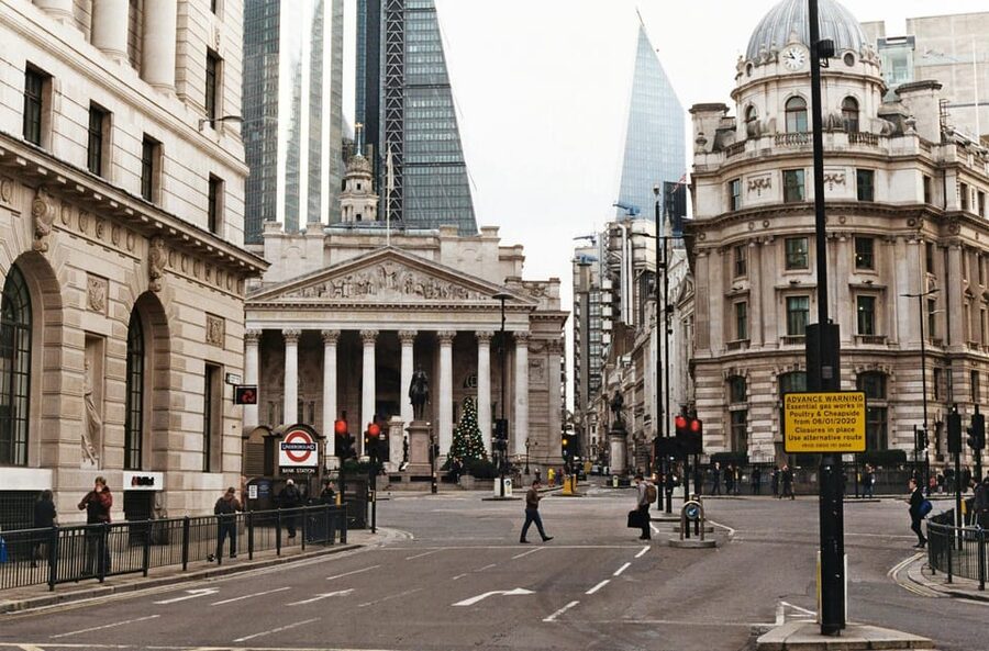 London: Hidden Secrets Of The City Guided Walking Tour - Fifteen minutes at Old Spitalfields Market