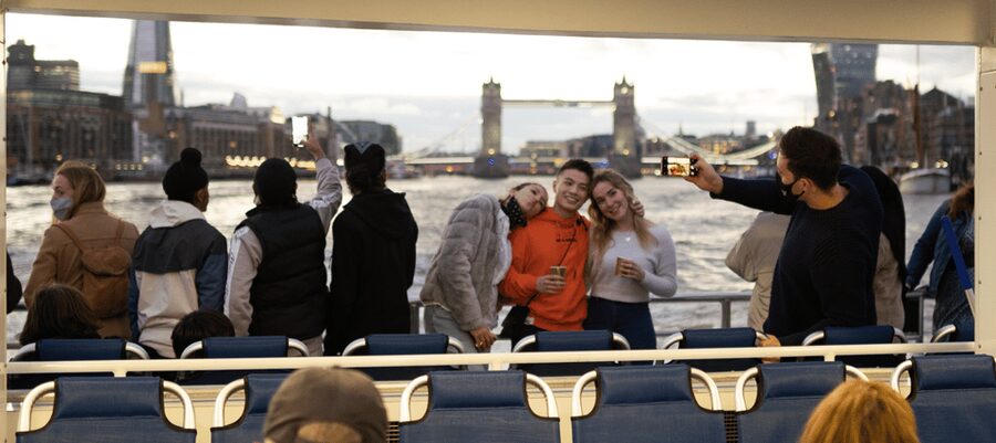 London: Hop-On Hop-Off 1-Day River Sightseeing Adventure - The central river stretch: Shakespeare’s Globe and the Shard