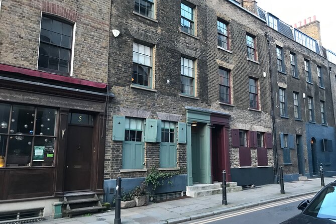 London: Jack the Ripper Small Group Tour - The Ten Bells Pub and a difficult legacy
