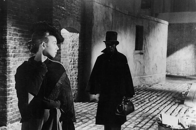 London Jack The Ripper Small-Group Walking Tour - Spitalfields puts the murders in context
