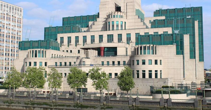 London: James Bond Filming Locations Bus Tour - MI6 Headquarters and the Real Spy World