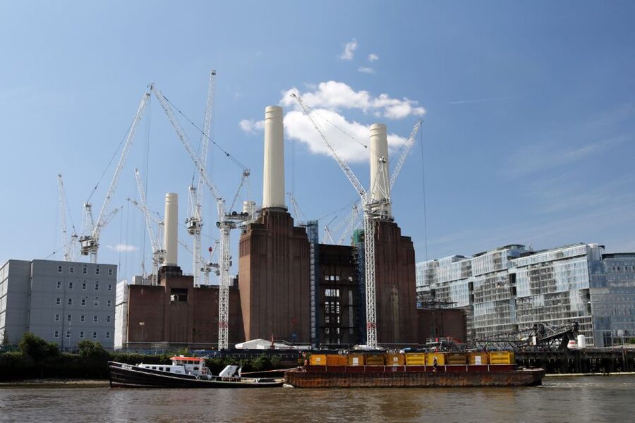 London: Kew to Westminster River Thames Cruise - The first stretch, Kew and the riverside suburbs