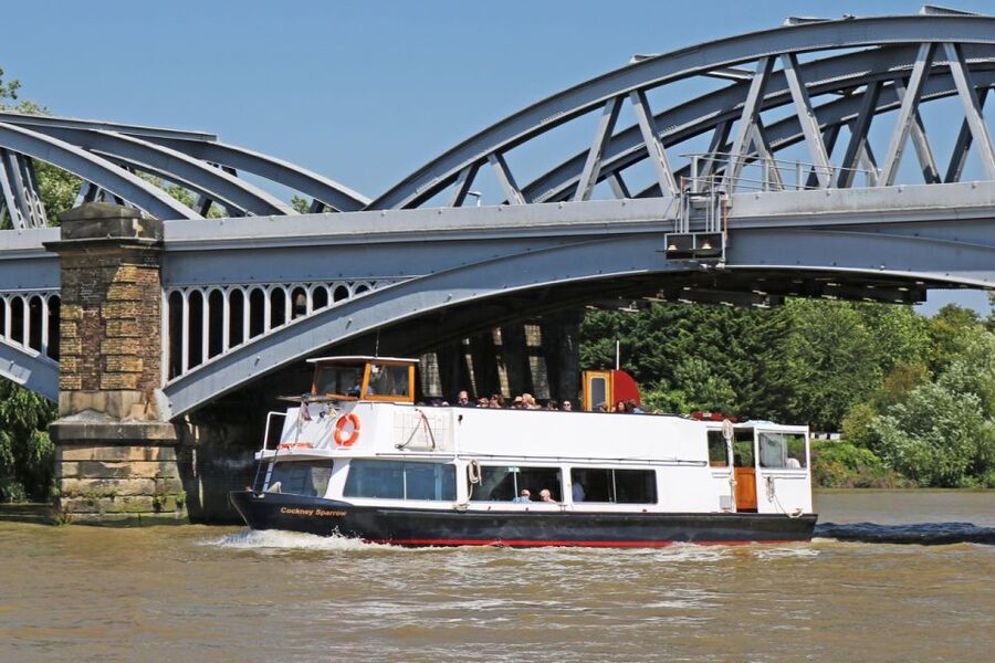 London: Kew to Westminster River Thames Cruise - Passing Brentford, Wandsworth, and Putney