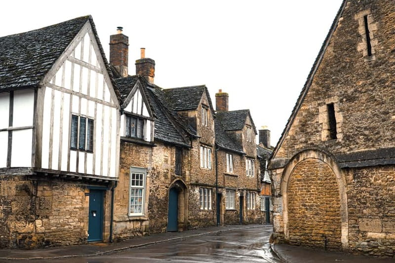 London: Lacock & The Cotswolds Harry Potter Small Group Tour - Gloucester Cathedral, Hogwarts in stone