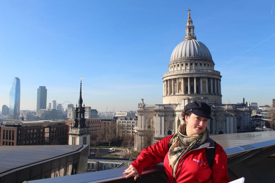London: Mary Poppins Walking Tour - St Paul’s Cathedral and the famous bird lady’s steps