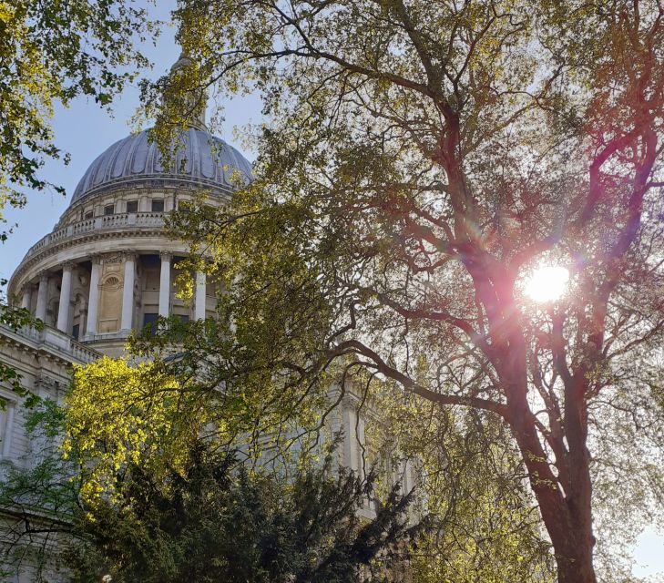 London: Medieval History Walking Tour from The Tower - Shakespeare’s Globe and the South Bank stage