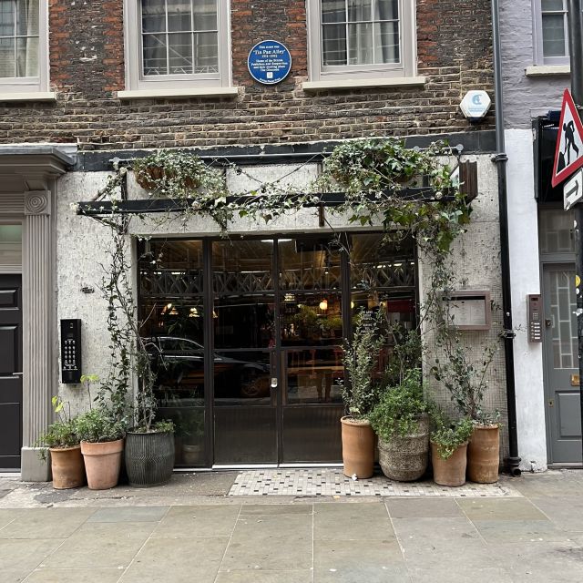 London: Music walking tour of Soho - Jimi Hendrix and Brian Epstein’s fateful venue