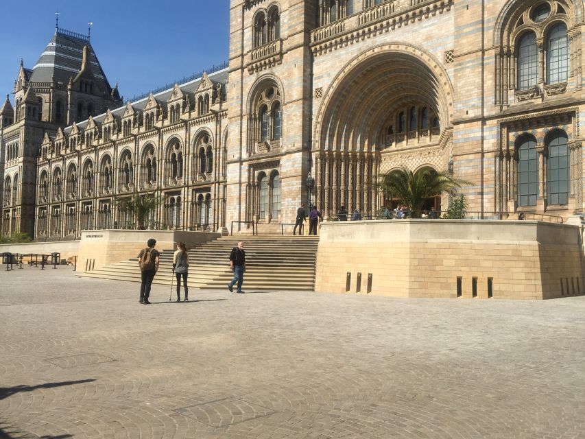 London: Natural History Museum Entry Ticket and Guided Tour - Volcanoes, earthquakes, and the making of Earth