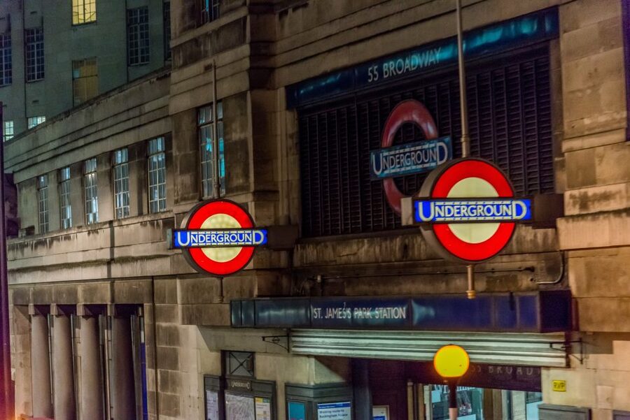 London: Nighttime Open-Top Bus Sightseeing Tour - Price, timing, and overall value