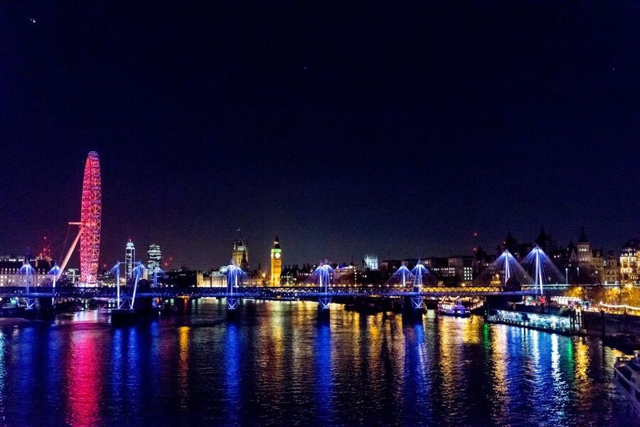 London: Nighttime Open-Top Bus Sightseeing Tour - Buckingham Palace and the royal route