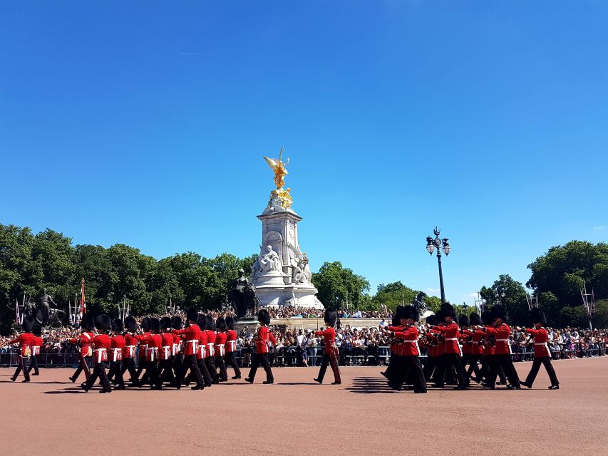 London: Palaces and Parliament Walking Tour - Meeting at the Ritz and crossing the royal parks