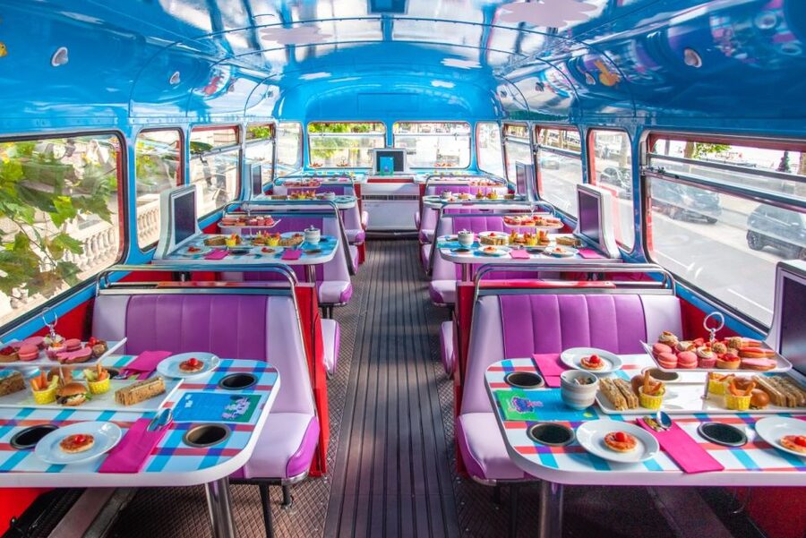 London: Peppa Pig Bus Tour with Entertainment - Peppa’s tablet keeps children involved
