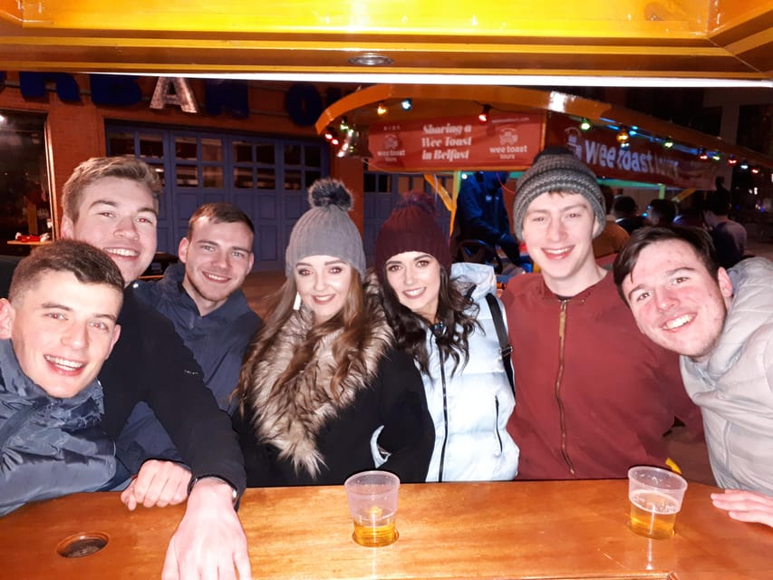 London: Piccadilly and Soho Beer Bike Tour - Music, hosts, and the social mood