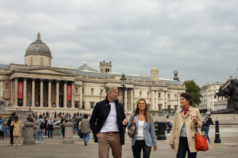 London: Private Personalized Tour with a Local Host - Westminster, where old London meets street life