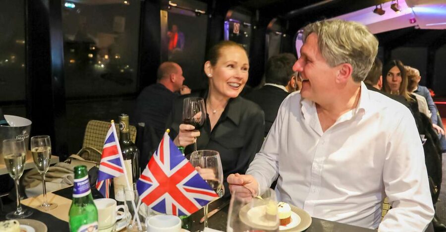 London: River Thames Dinner Cruise - Who will enjoy this Thames dinner cruise?
