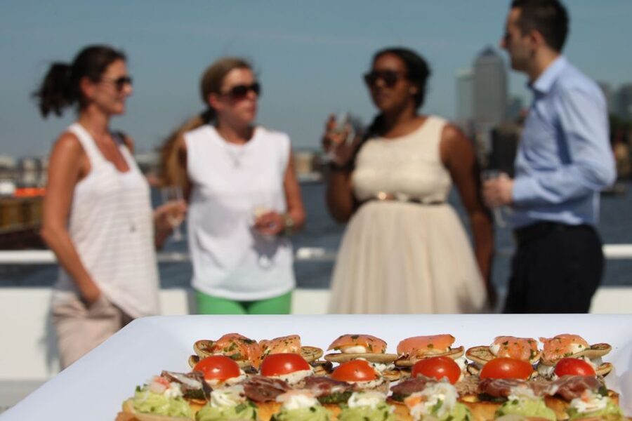 London: River Thames Evening Cruise with Bubbly and Canapés - Weather, timing, and practical comfort