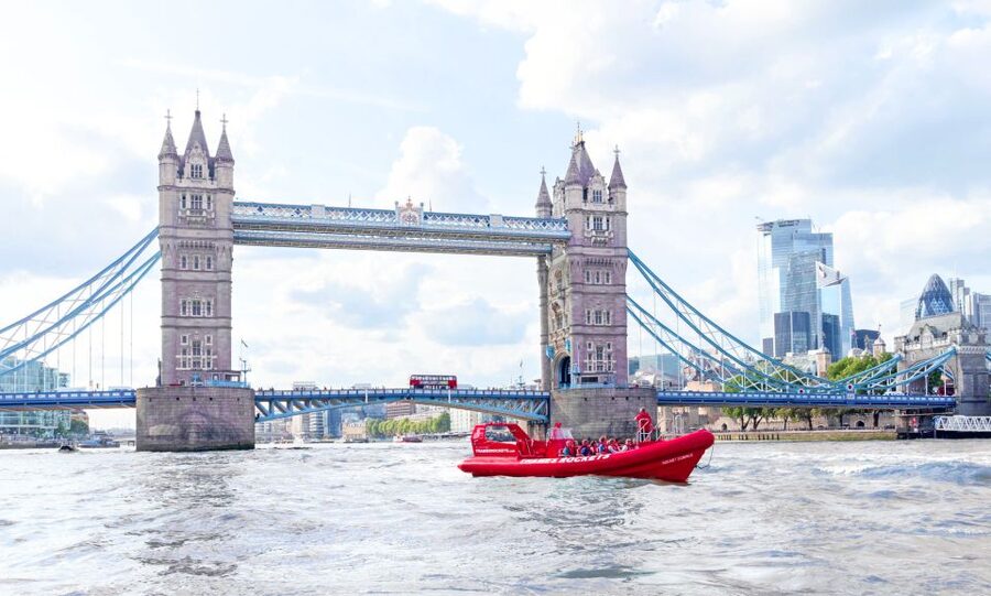 London: River Thames Speed Boat Tour - Central London landmarks, seen from the water