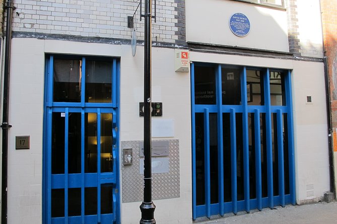 London Rock and Roll Music Tour - Abbey Road is the tour’s signature moment