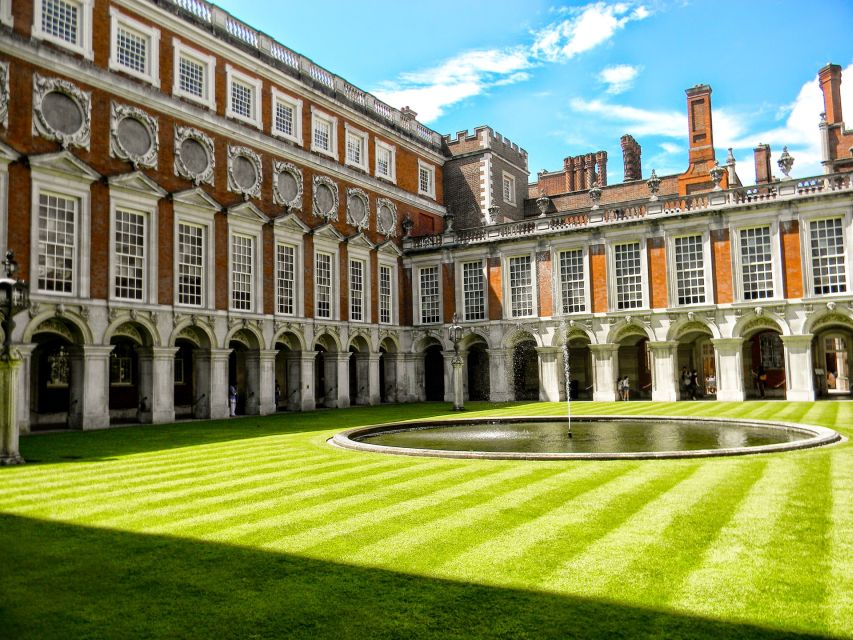 London: Royal Hampton Court Guided Tour with Afternoon Tea - Why Hampton Court Makes a Fine Half-Day Trip