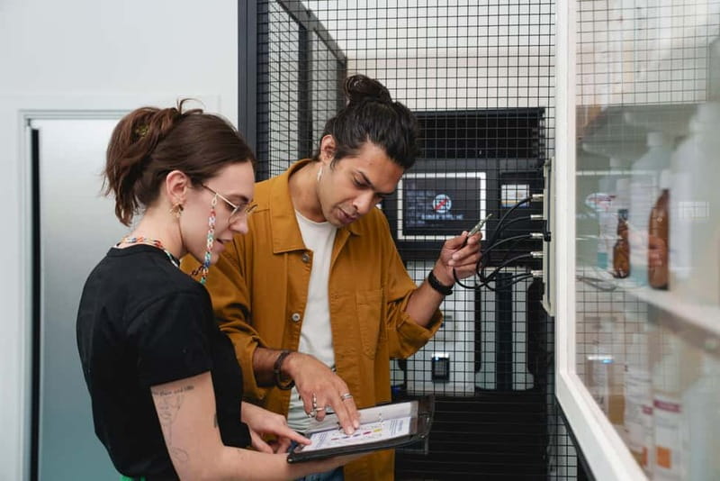 London: Sherlock Escape Rooms - Tackling the Puzzles Before Time Runs Out