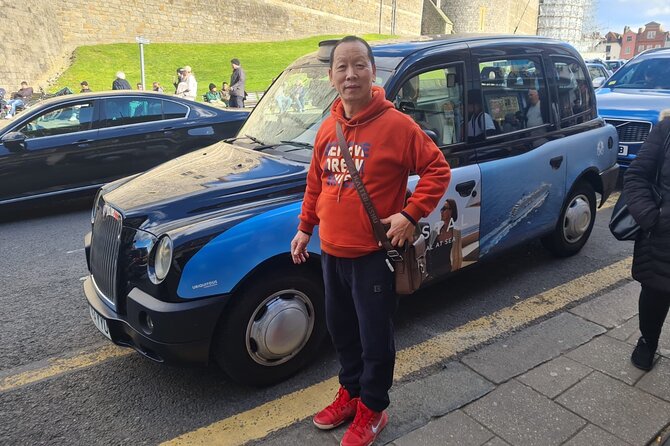 London Sightseeing Private Black Cab Tour with Hotel Pick Up - A smart first look at London by black cab