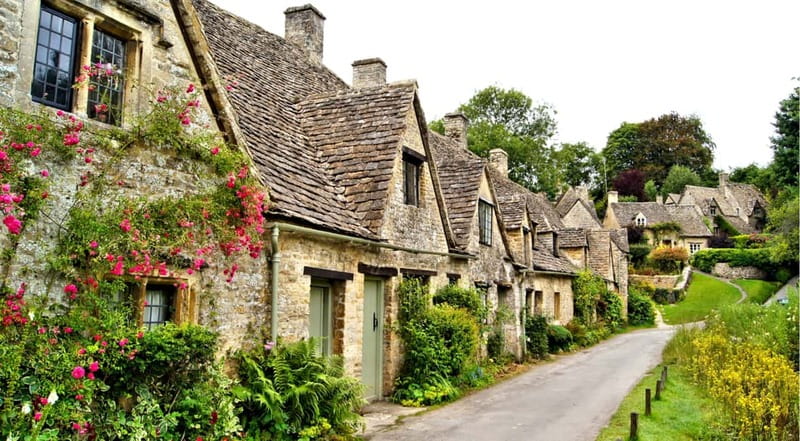 London: Small Group Oxford, Stratford and Cotswolds Day Tour - A long day that earns its miles