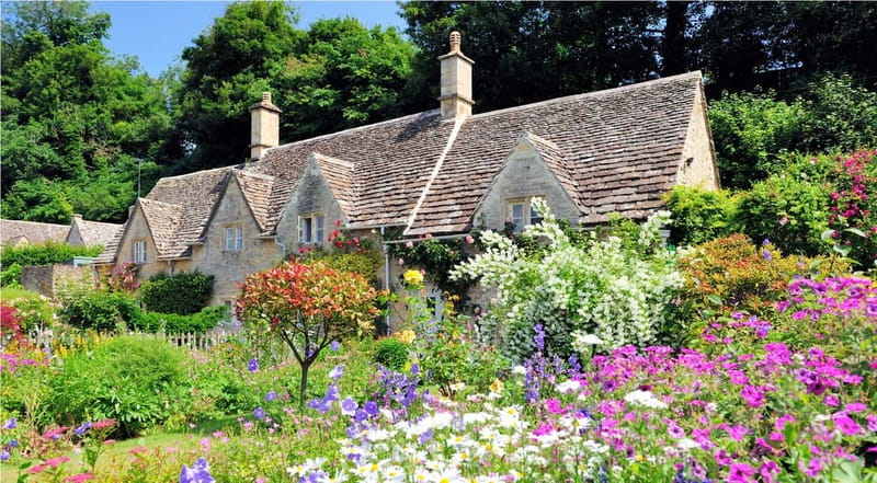 London: Small Group Oxford, Stratford and Cotswolds Day Tour - Bibury and the postcard Cotswolds
