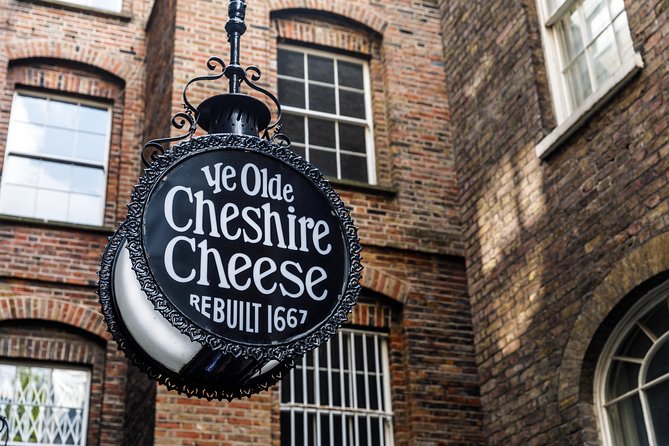 London Small Group Tour of Historical Pubs - Ending near Covent Garden and Holborn
