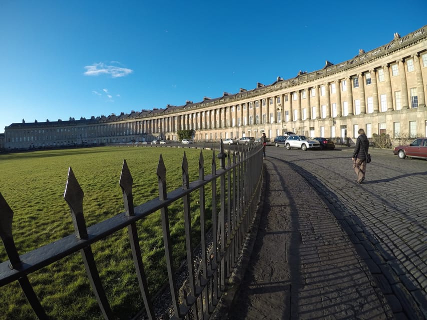 London: Stonehenge & Bath Day Trip with Optional Roman Baths - The road to Bath and lunch on your own